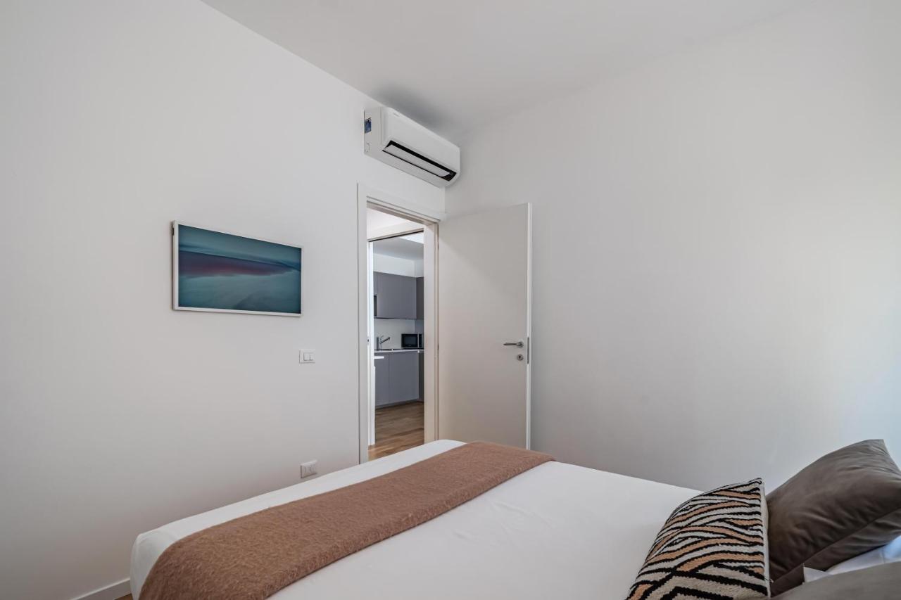 Milano Apartments S Agostino - Porta Genova エクステリア 写真
