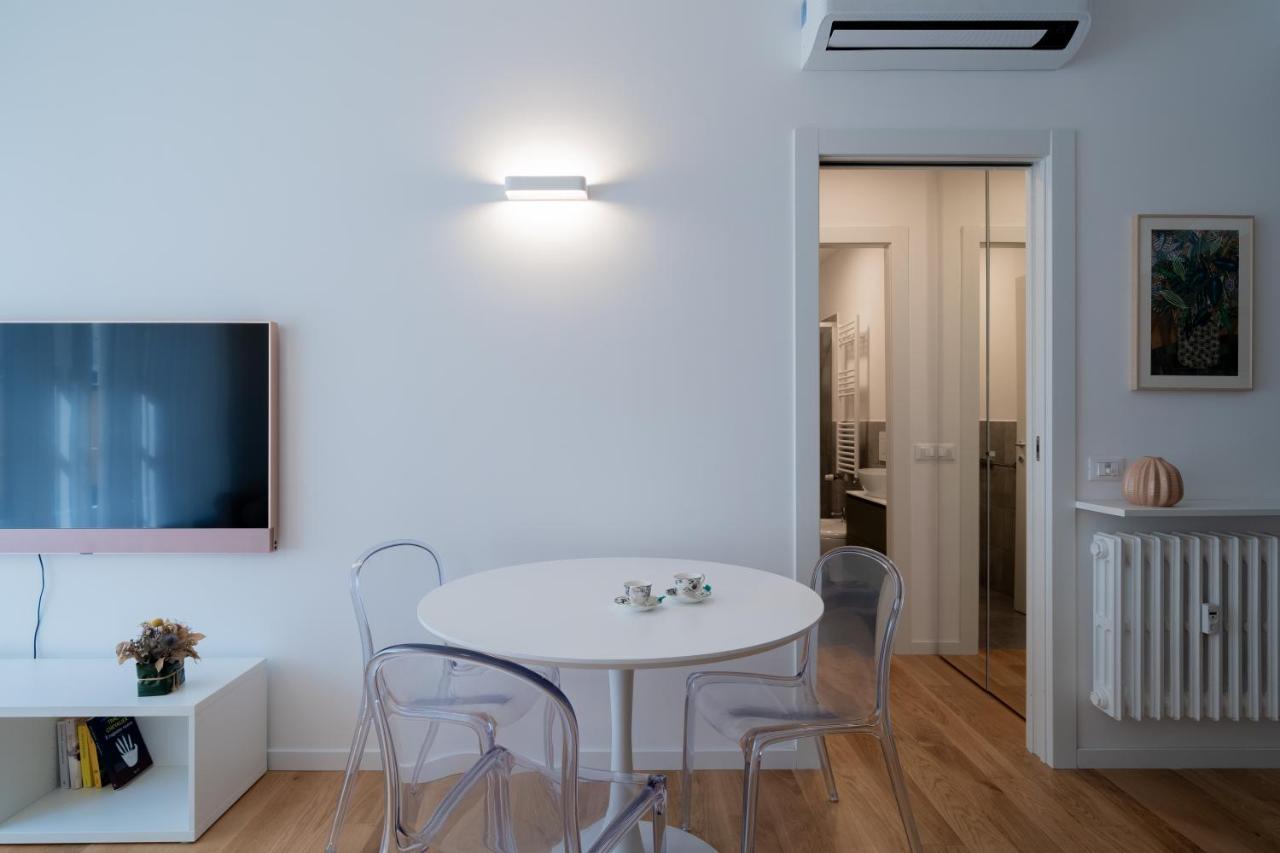Milano Apartments S Agostino - Porta Genova エクステリア 写真