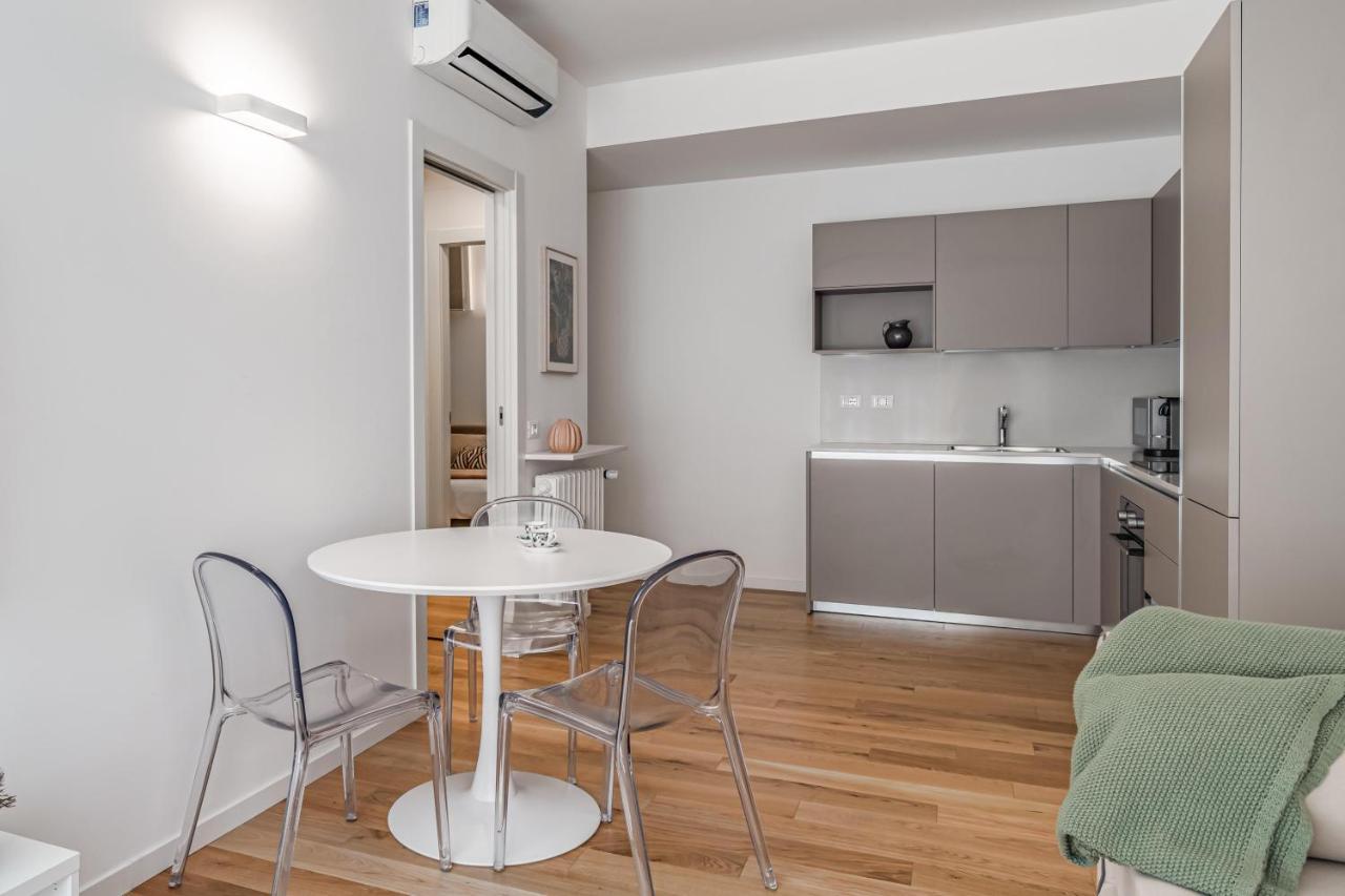 Milano Apartments S Agostino - Porta Genova エクステリア 写真
