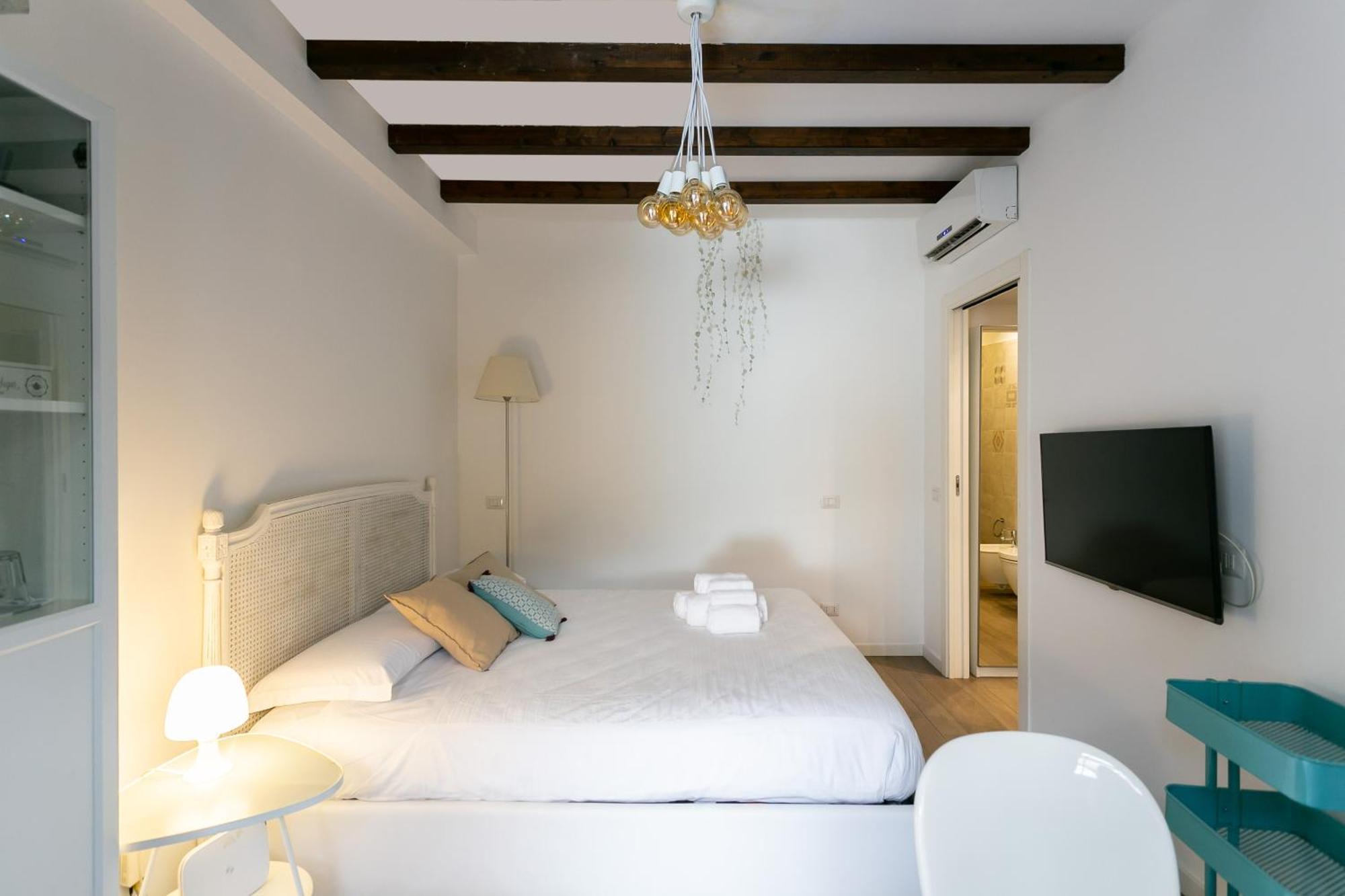 Milano Apartments S Agostino - Porta Genova エクステリア 写真