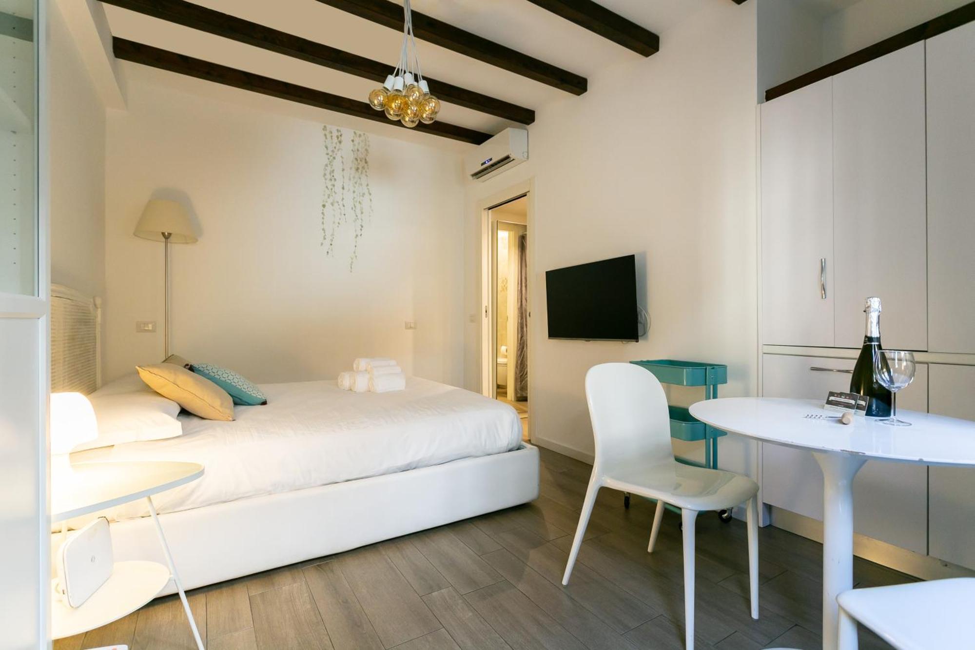 Milano Apartments S Agostino - Porta Genova エクステリア 写真