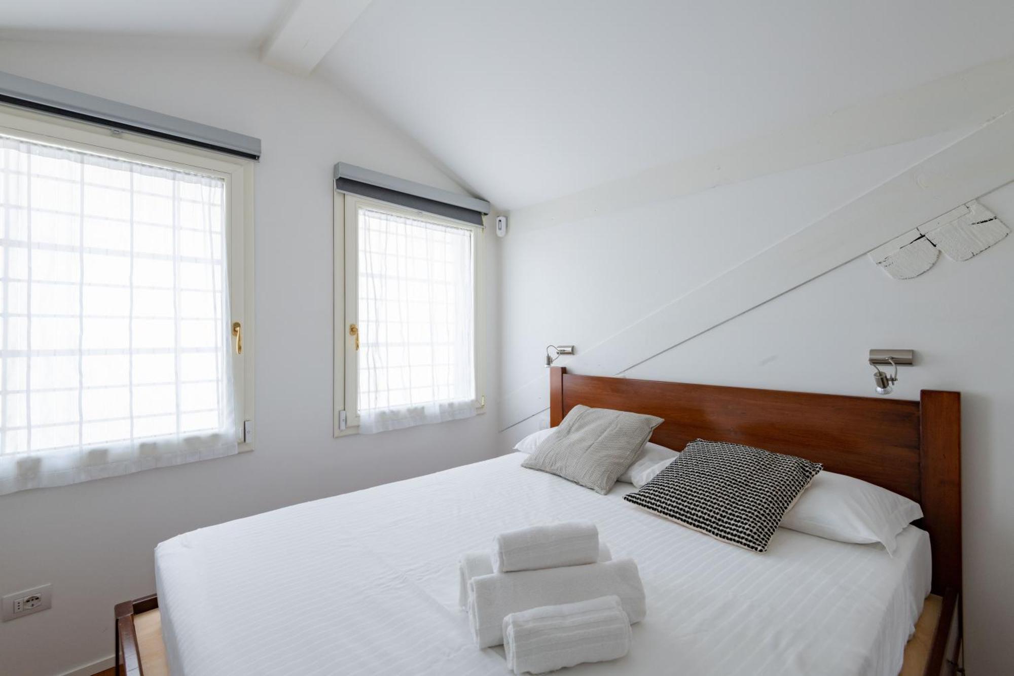 Milano Apartments S Agostino - Porta Genova エクステリア 写真